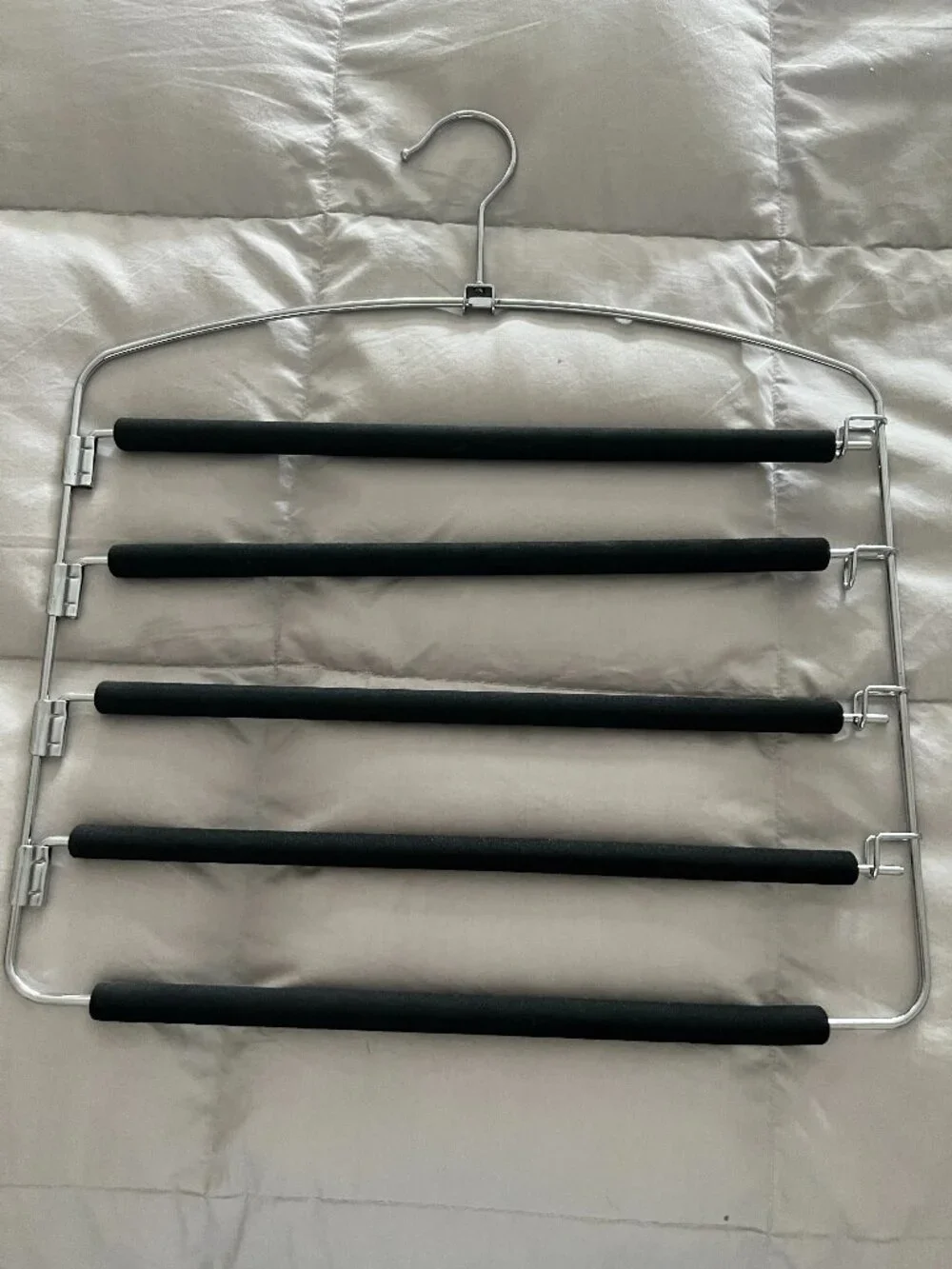Pants Hangers Organizer (4 Pant Hangers &2 Clothes Hangers) Space Saving 5 Tiers